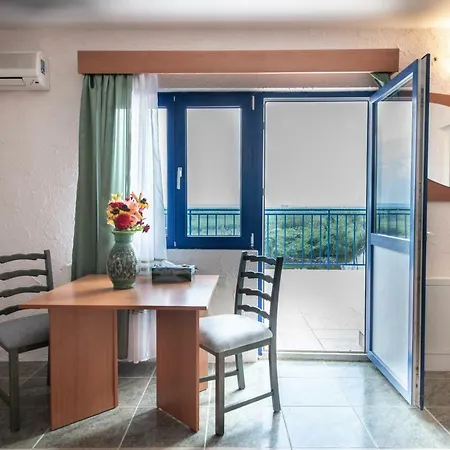 Casa Parmac בית הארחה *