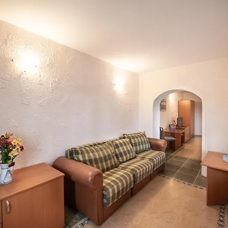 Casa Parmac בית הארחה *